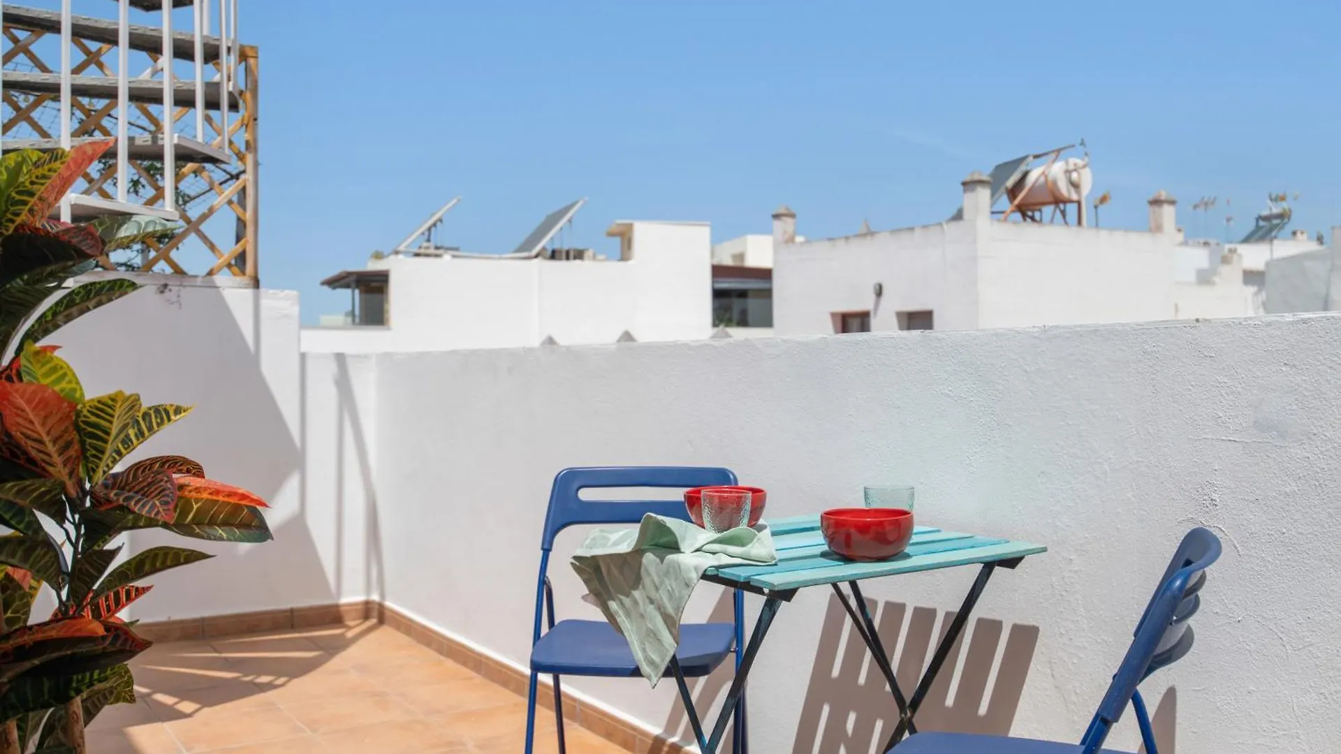 コニル・デ・ラ・フロンテラ Duplex Centrico Con Vistas Al Marヴィラ 別荘